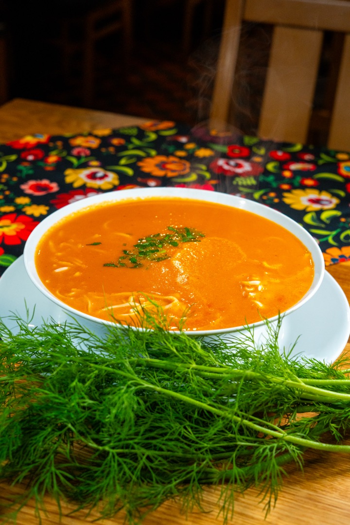 Zupa pomidorowa z makaronem